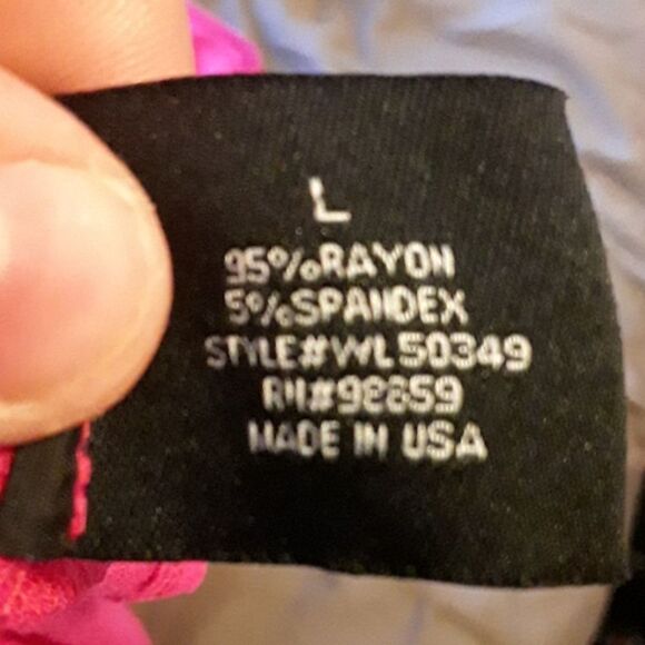 W118 by Walter Baker Top Barbie Core Pink Feminine Resort Tropical Modern Casual - Picture 6 of 6